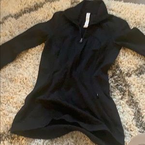 lululemon quarter-zip top size 2